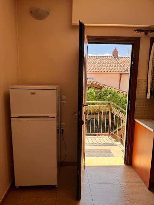 Ferienwohnung Family Woodland Oasis Vipgreece Kírinthos Exterior foto