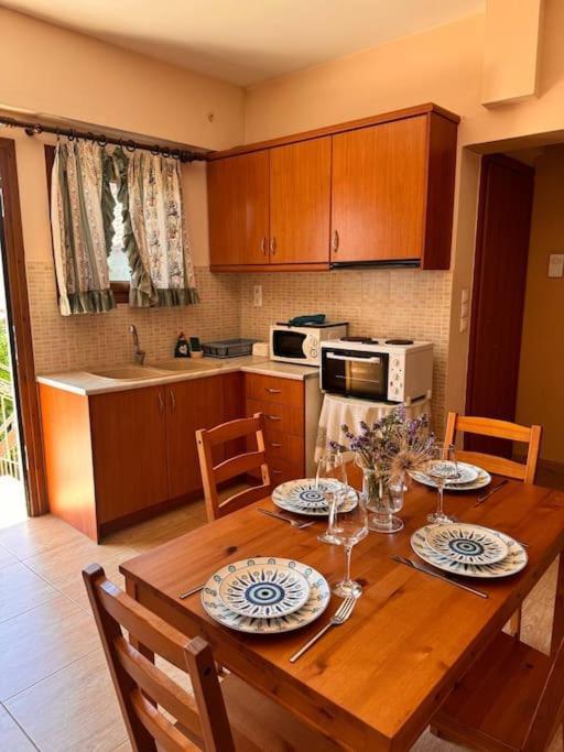 Ferienwohnung Family Woodland Oasis Vipgreece Kírinthos Exterior foto